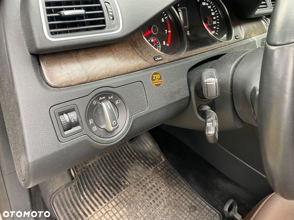 Volkswagen Passat 2.0 TSI Highline DSG - 21
