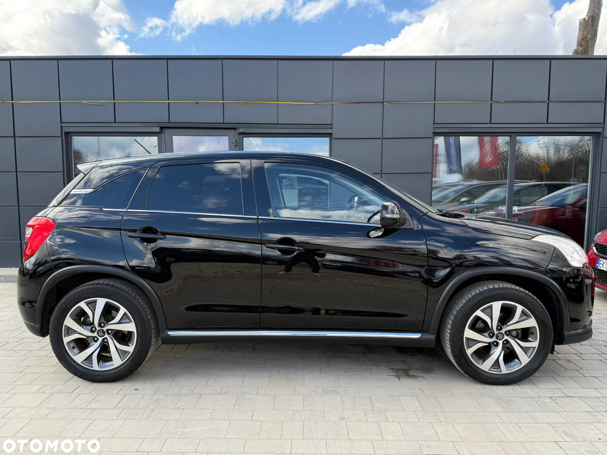 Citroën C4 Aircross e-HDi 115 Stop & Start 2WD Attraction - 19