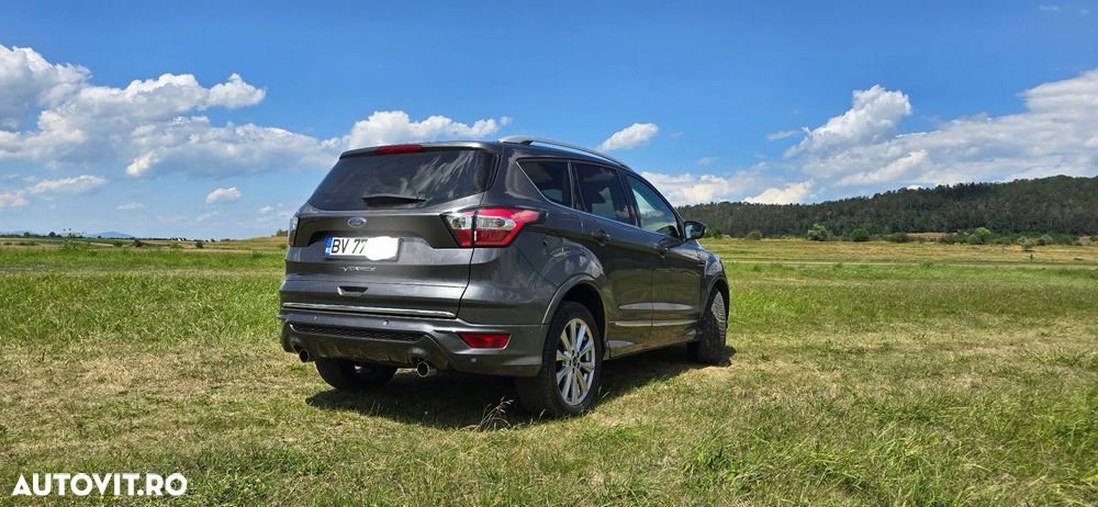 Ford Kuga 2.0 TDCi 4WD Powershift Vignale - 2