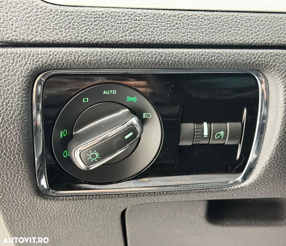 Skoda Superb Combi 1.6 TDI Green tec Exclusive - 13