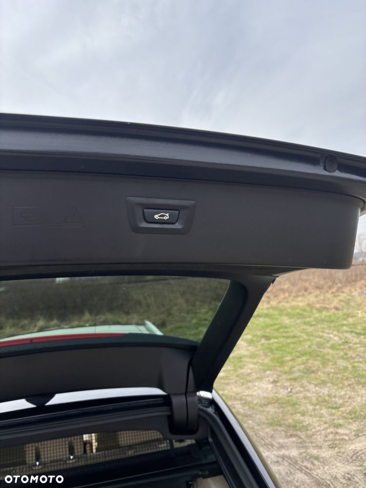 BMW Seria 5 530d xDrive - 4