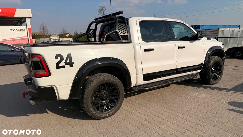 RAM 1500 Crew Cab Longhorn - 3