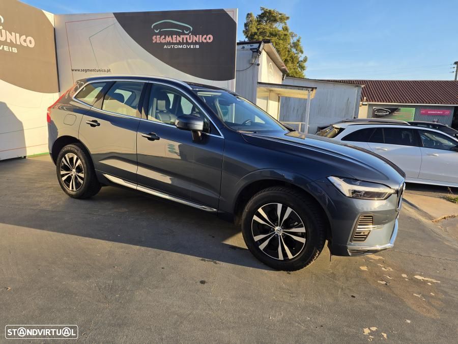 Volvo XC 60 2.0 T6 PHEV Core AWD - 7