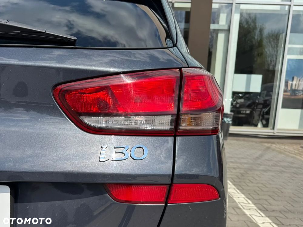 Hyundai i30 1.5 T-GDI 48V Smart DCT - 27