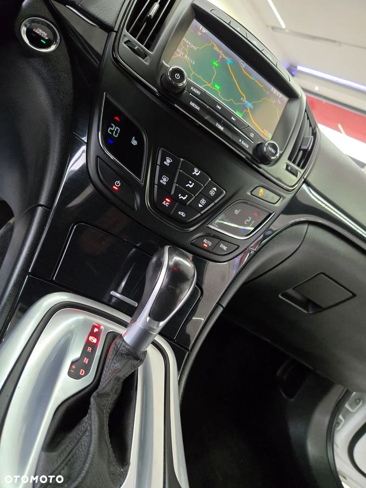 Opel Insignia 2.0 CDTI Sports Tourer Automatik Business Edition - 16
