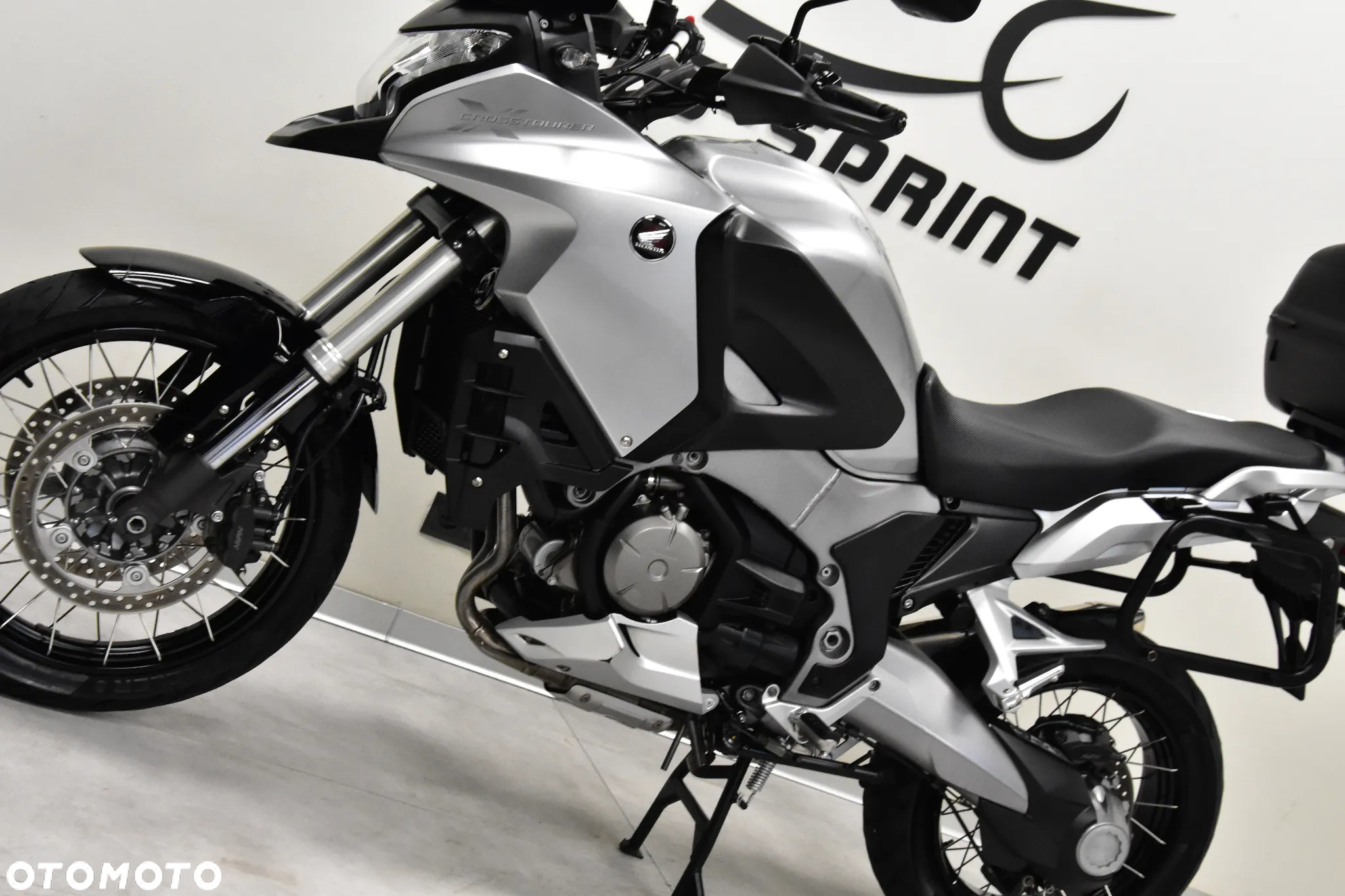 Honda VFR - 14