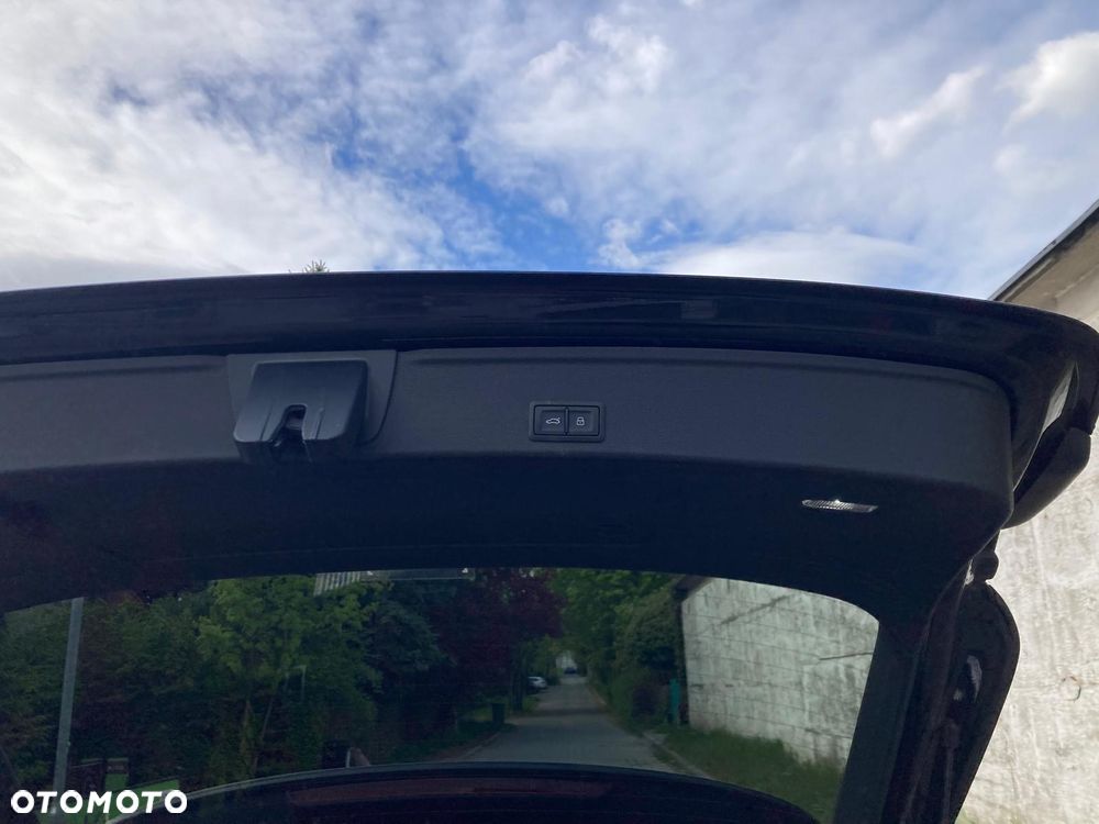 Audi A4 Avant 35 TFSI S tronic - 15