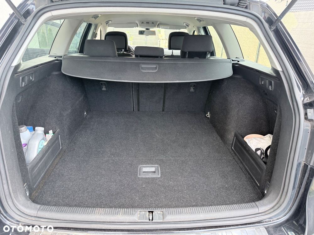 Volkswagen Passat 2.0 TDI Comfortline - 5