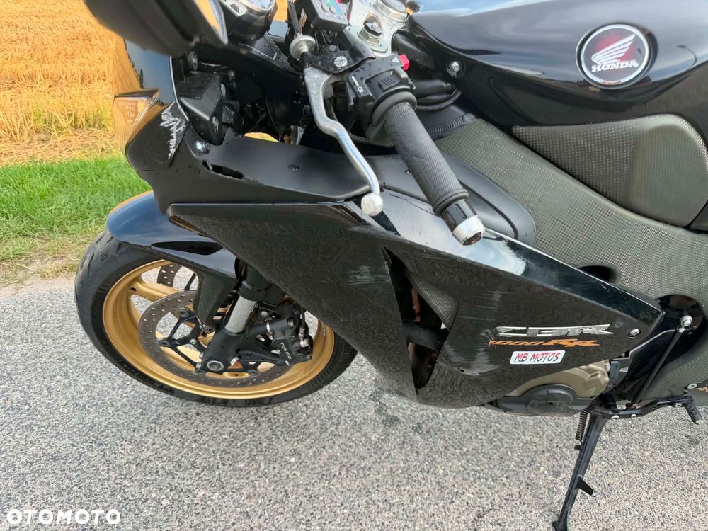 Honda CBR - 3