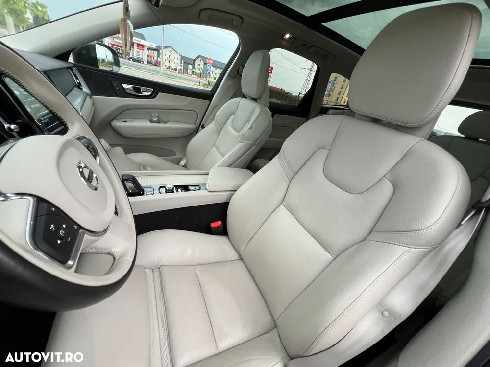 VOLVO XC60 2019 — imagine 12