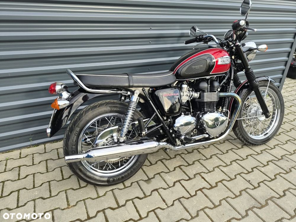 Triumph Bonneville - 5