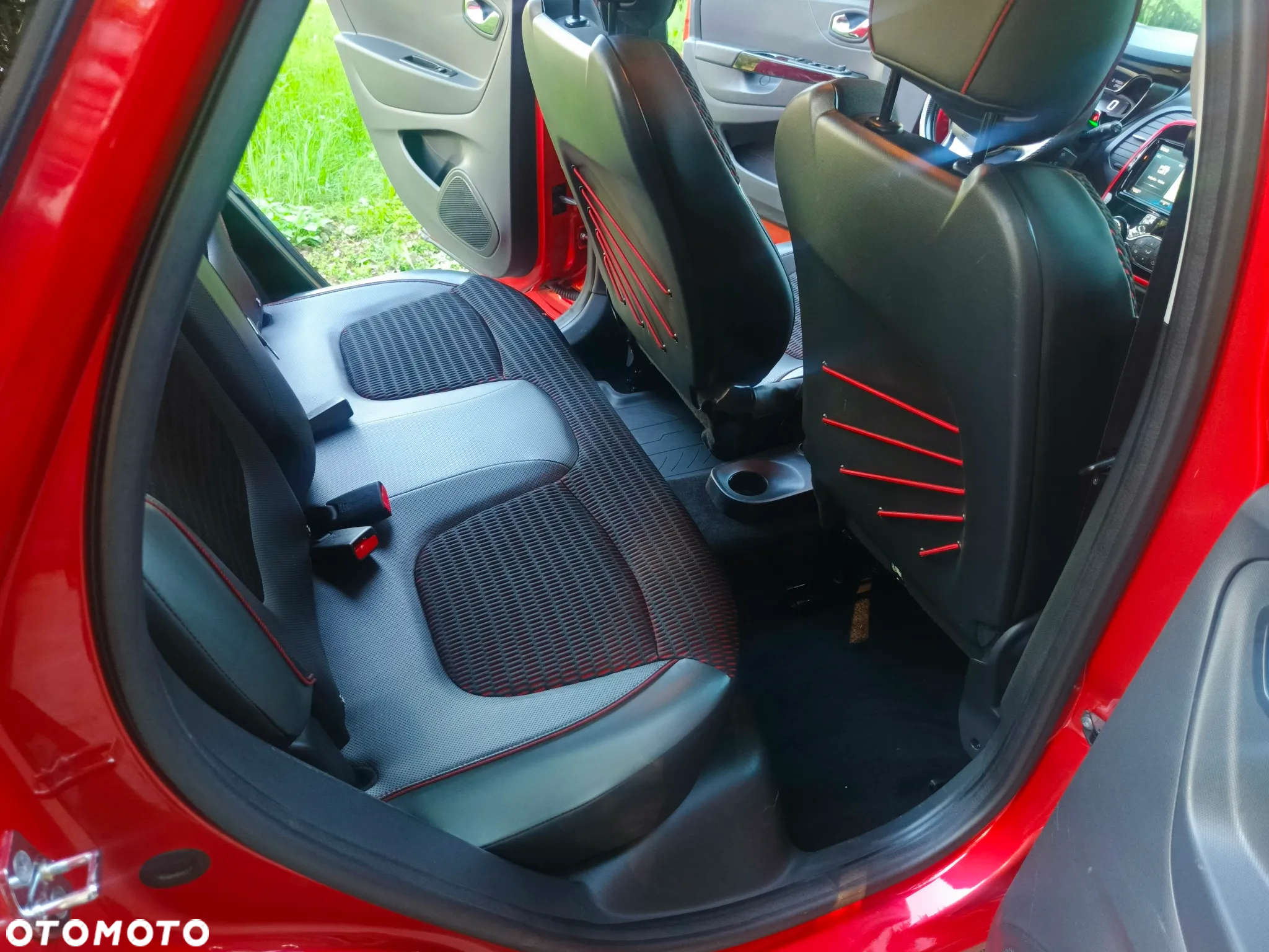 Renault Captur 0.9 Energy TCe Helly Hansen - 17