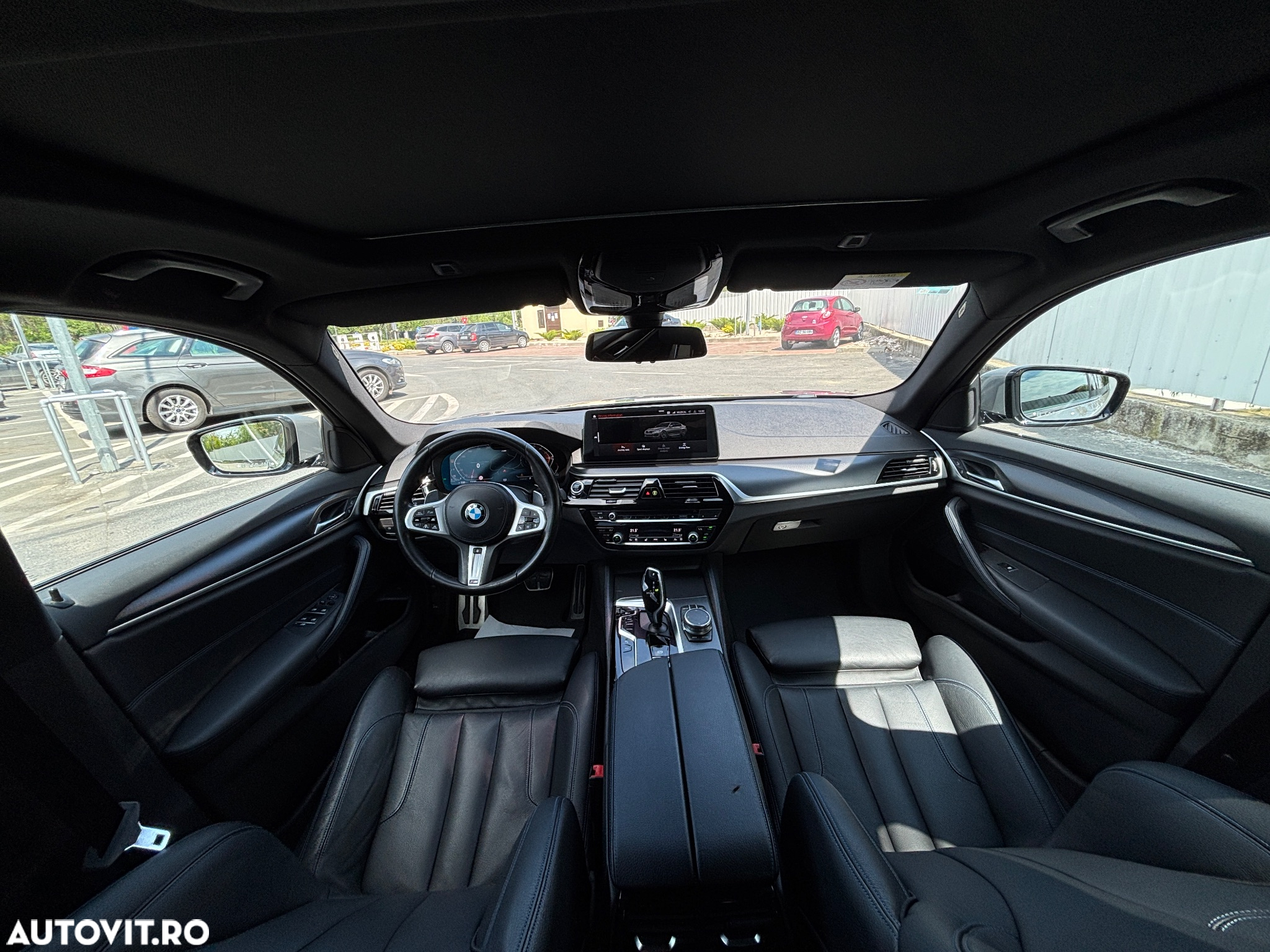 BMW Seria 5 530d xDrive AT MHEV - 8