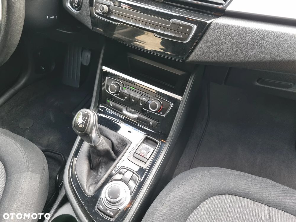 BMW Seria 2 216d Advantage - 30