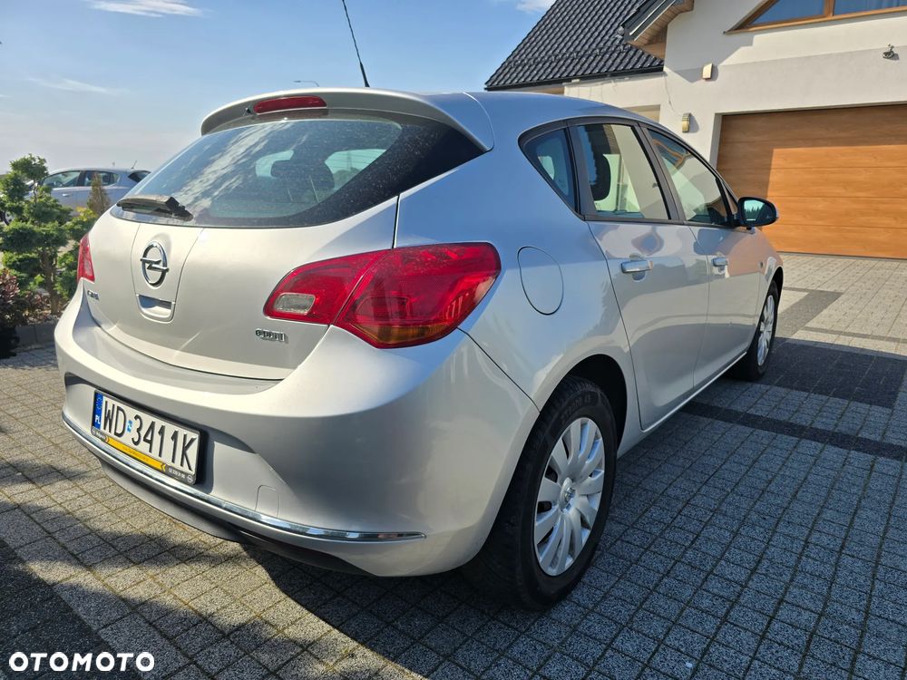Opel Astra IV 1.6 CDTI Enjoy - 6