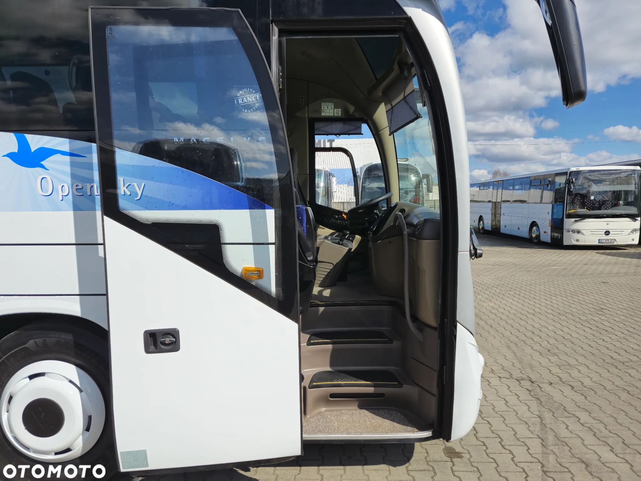 Iveco MAGELYS HD / SPROWADZONY / SPROWADZONY Z FRANCJI/ MANUAL/ PANORAMA DACH / EURO 6 - 19