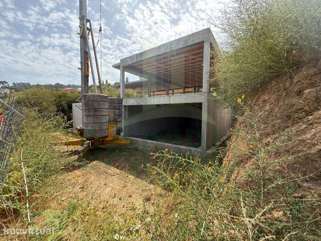 Moradia T3 com piscina, vistas de Rio e perto das praias! - Grande imagem: 2/38