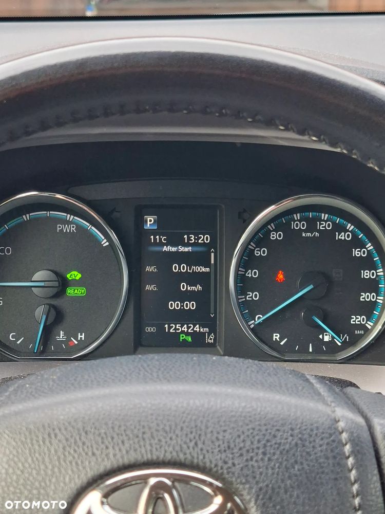 Toyota RAV4 - 11