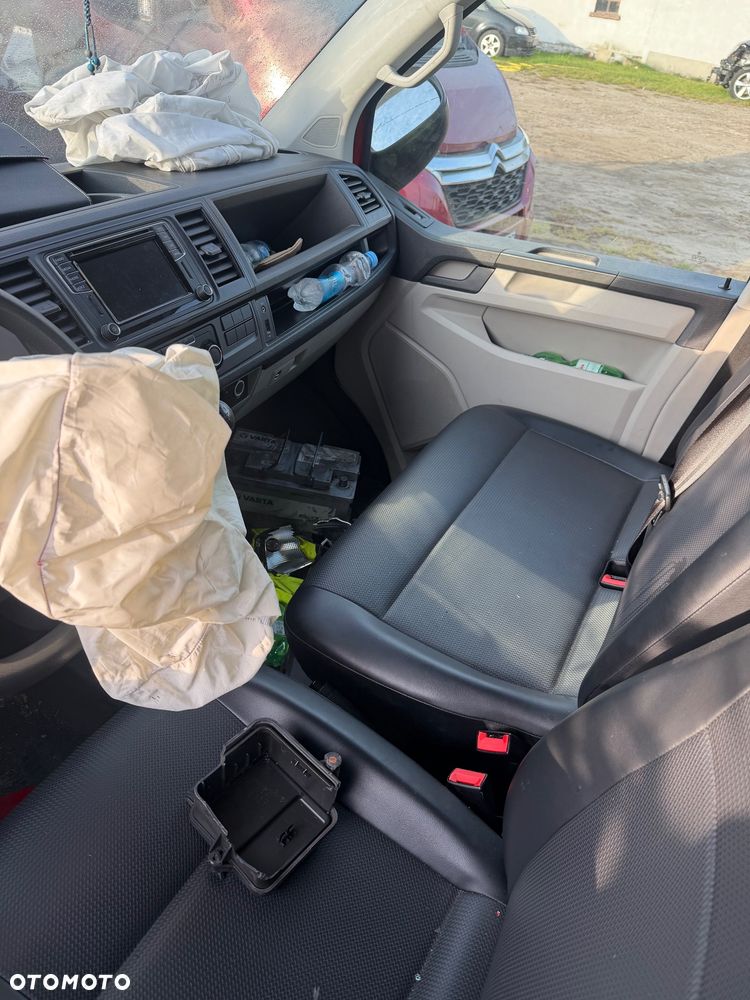 Volkswagen Transporter 2017 photo 5