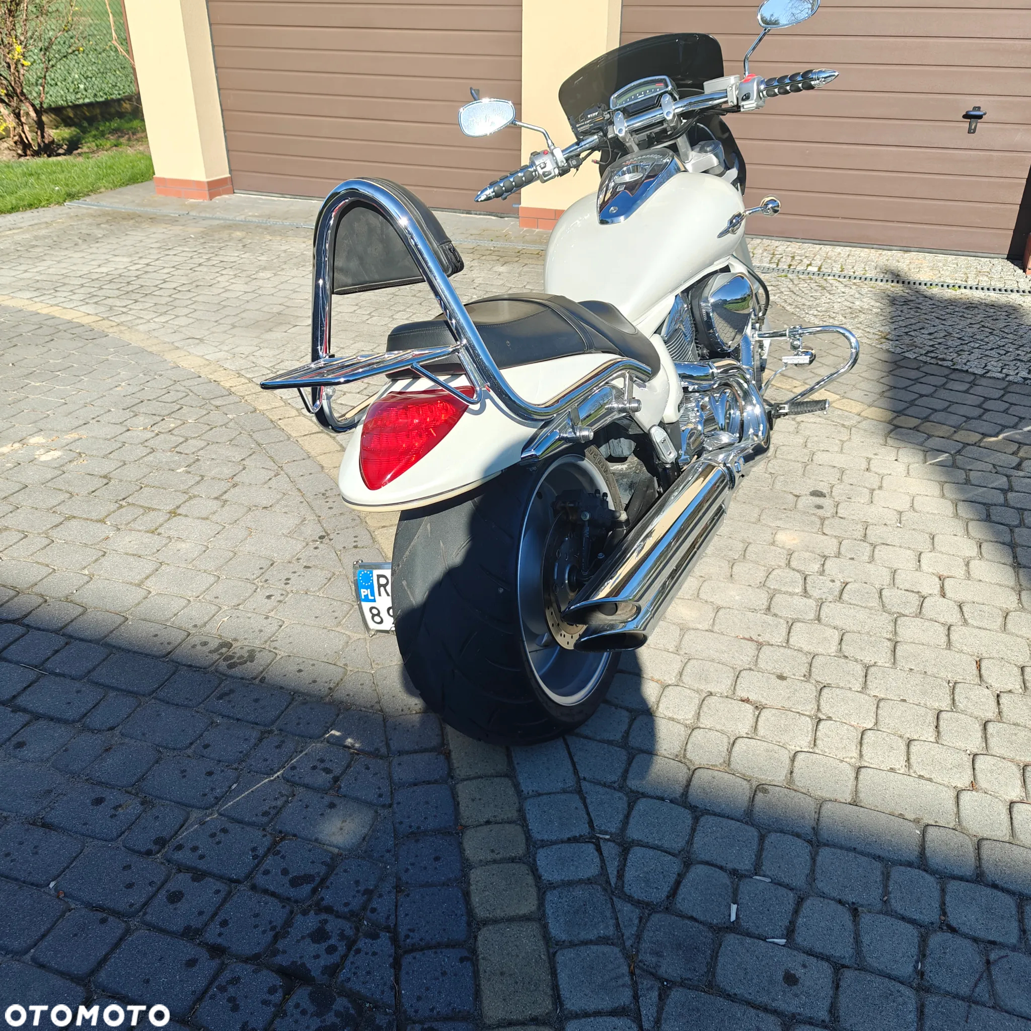 Suzuki Boulevard - 4