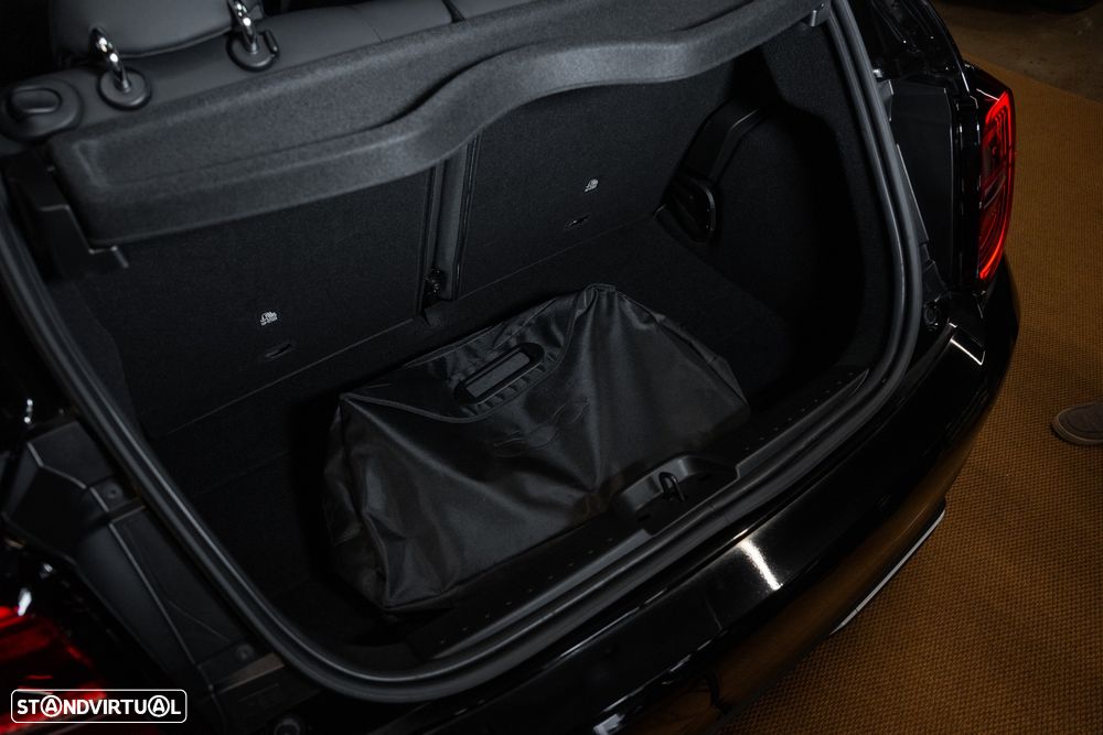 Abarth 500e Scorpionissima - 30