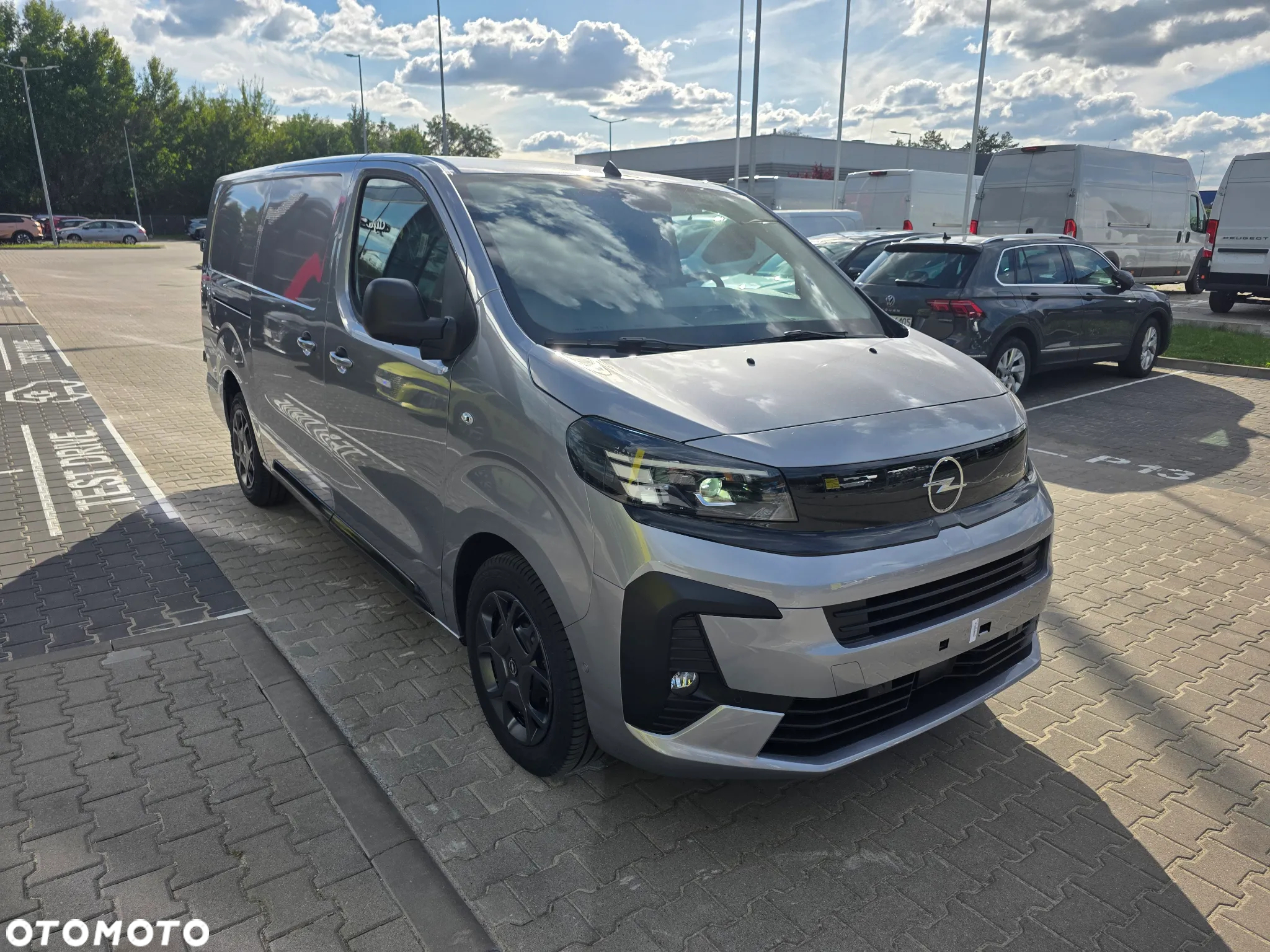 Opel Vivaro - 7