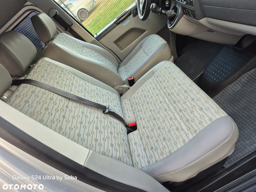 Volkswagen Transporter - 24