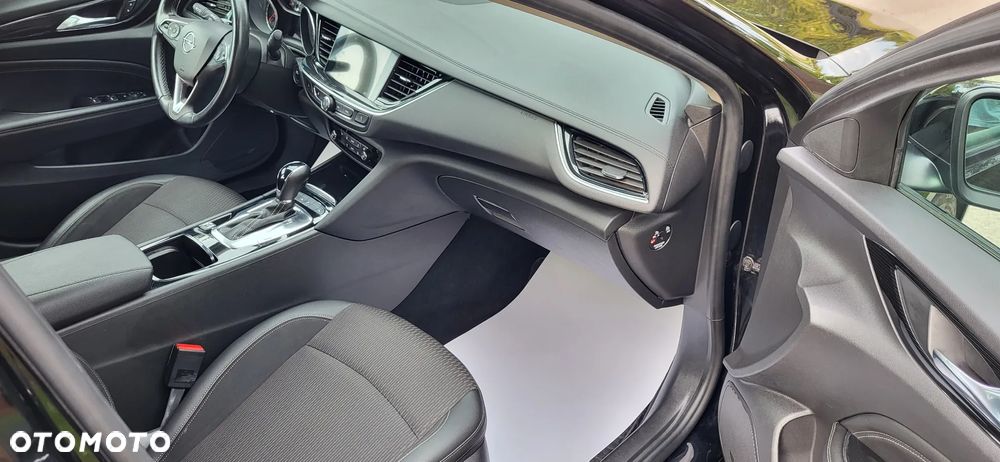 Opel Insignia 1.5 T Exclusive S&S - 6