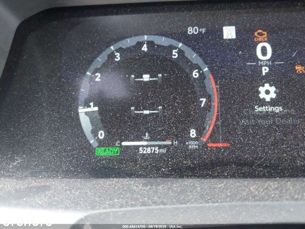 Toyota Tacoma - 13