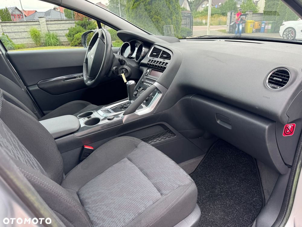 Peugeot 3008 1.6 Premium - 7