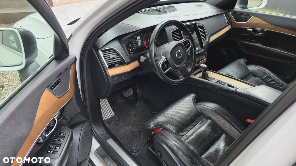 Volvo XC 90 D5 AWD Inscription - 6
