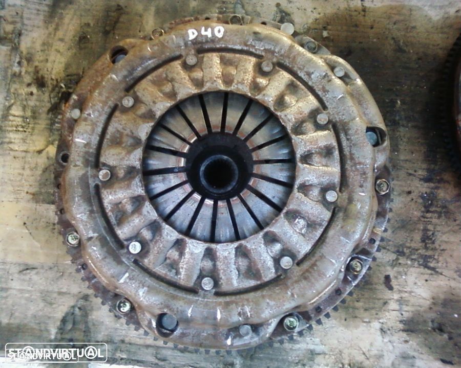 volante bimassa nissan navara d40 - 1