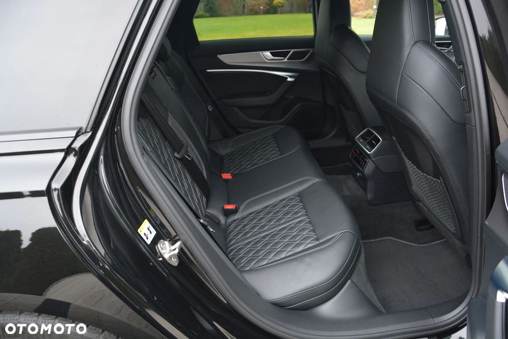 Audi A6 Avant 55 TFSI e quattro S tronic sport - 17