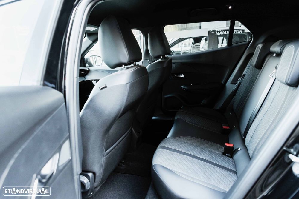 Peugeot 2008 1.2 PureTech Allure - 14