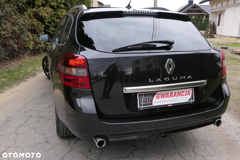 Renault Laguna dCi 150 FAP Bose - 13