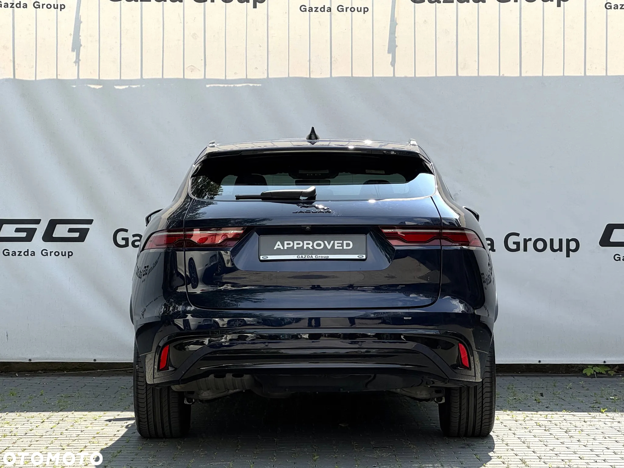 Jaguar F-Pace D200 AWD R-Dynamic S - 6