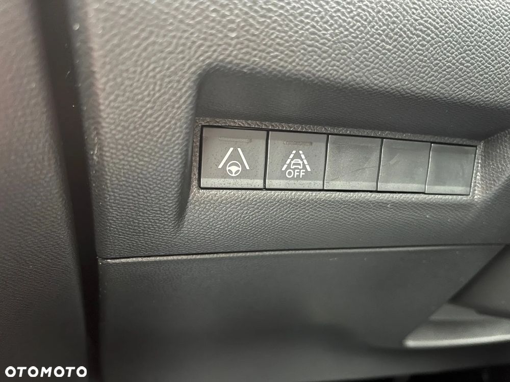 Peugeot 208 1.2 PureTech GT Line S&S EAT8 - 15