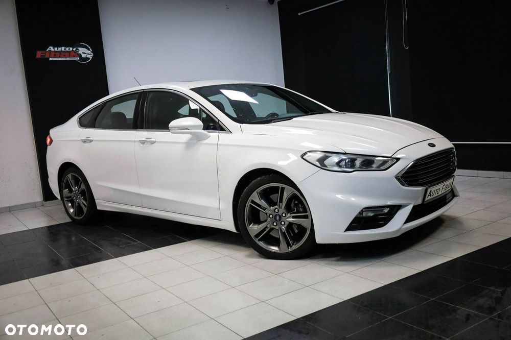 Ford Fusion - 2