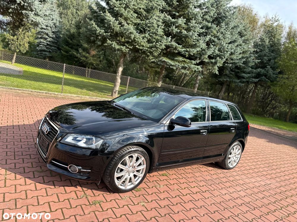 Audi A3 Sportback 1.6 TDI DPF Ambiente - 36
