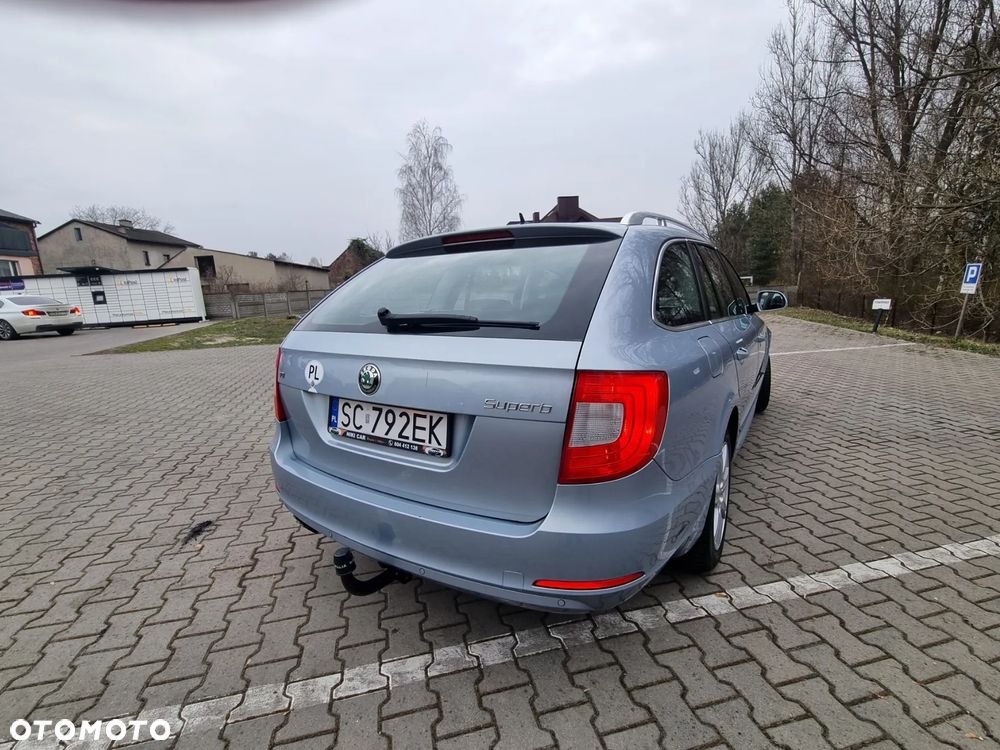 Skoda Superb 2.0 TDI Platinum - 24
