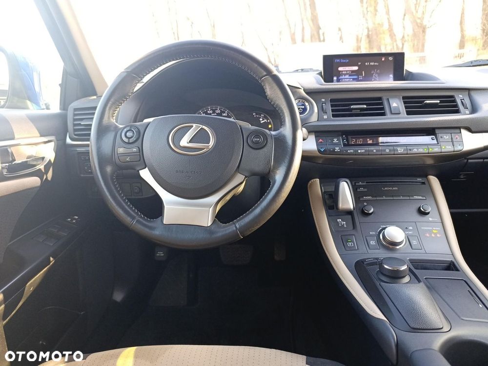 Lexus CT 200h Elegance EU6 - 19