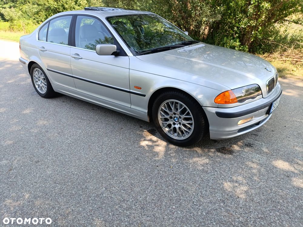 BMW Seria 3 - 27