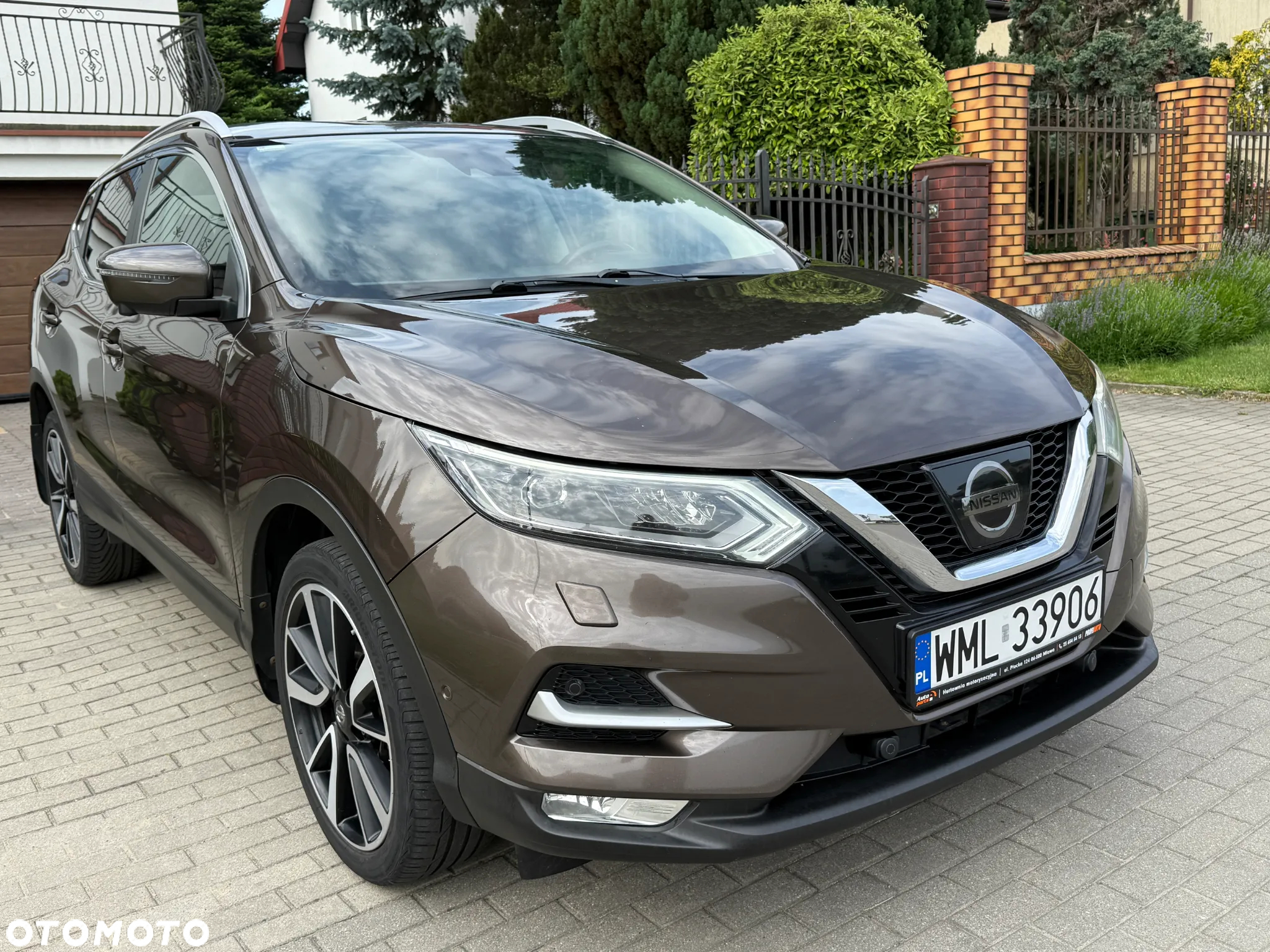 Nissan Qashqai 1.2 DIG-T Xtronic TEKNA+ - 8
