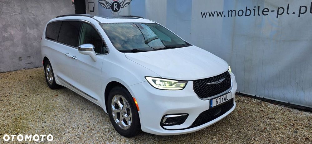 Chrysler Pacifica - 3