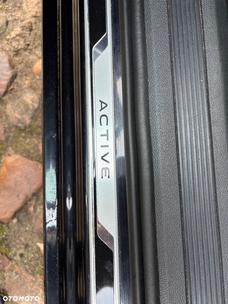 Volkswagen Touran - 19