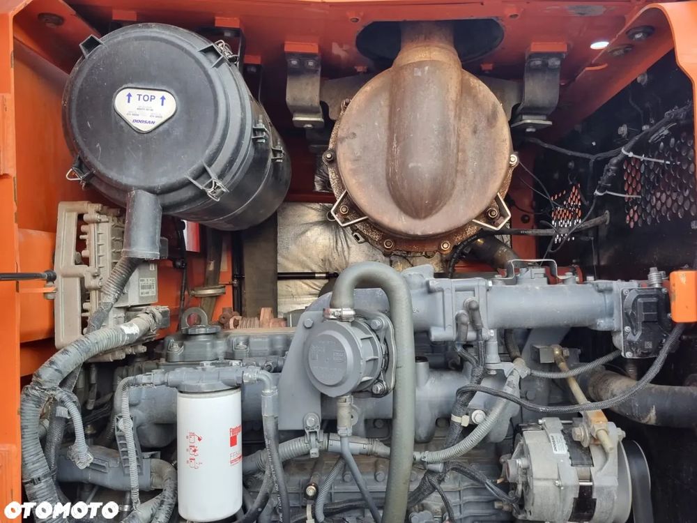 Doosan DL 250 Ładowarka Kołowa 14,4t SUPER STAN Waga Kamera - 10