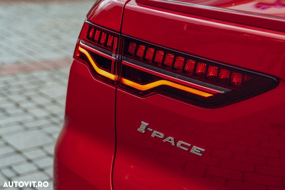 Jaguar I-Pace - 12