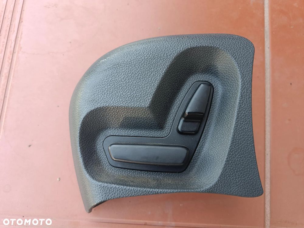MERCEDES W211 PANEL STEROWANIA FOTELA LEWEGO 2118211358 - 1