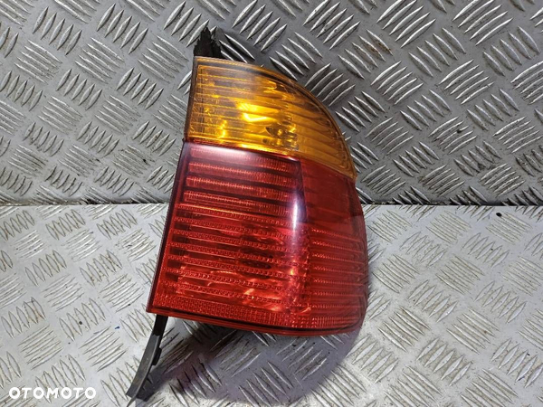 LAMPA PRAWA TYLNA BMW E39