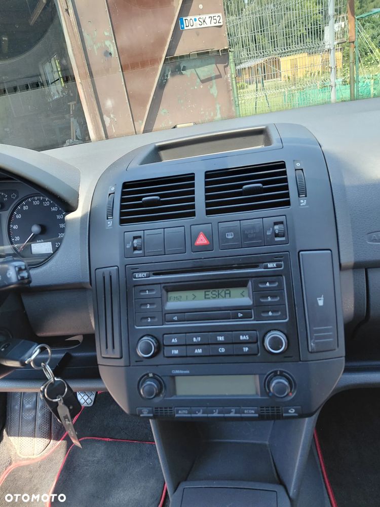 Volkswagen Polo 1.4 TDI Trendline - 12